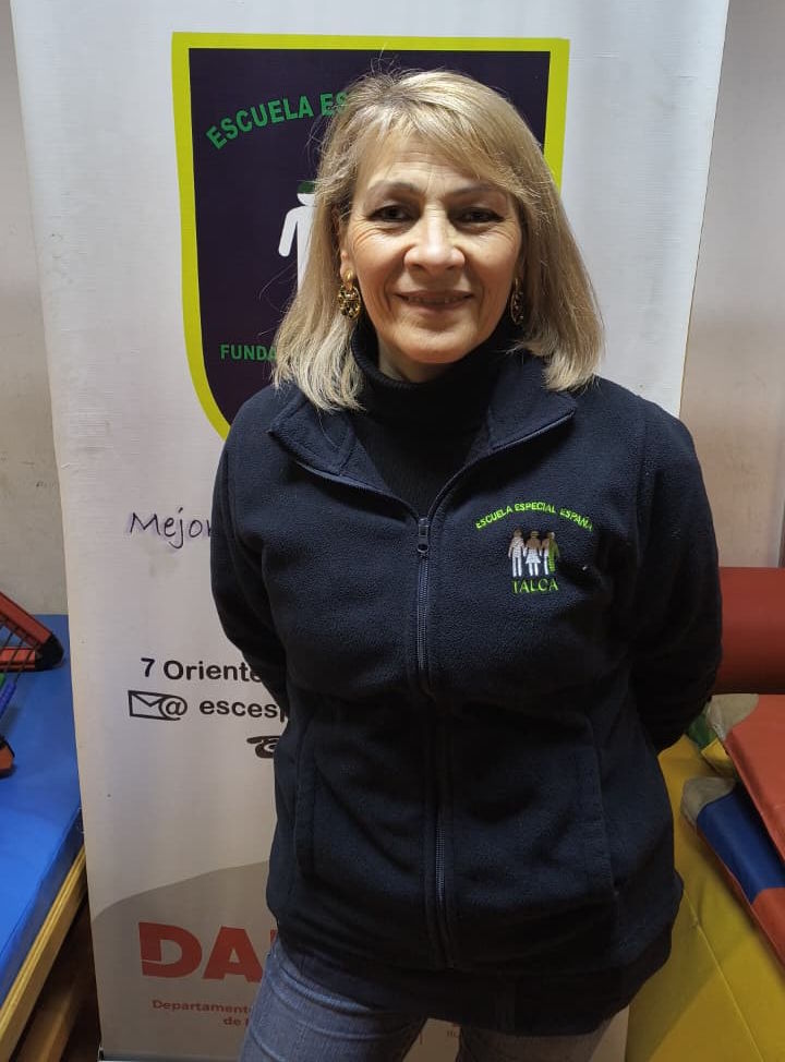 Mireya Valenzuela, Asistente De Aula